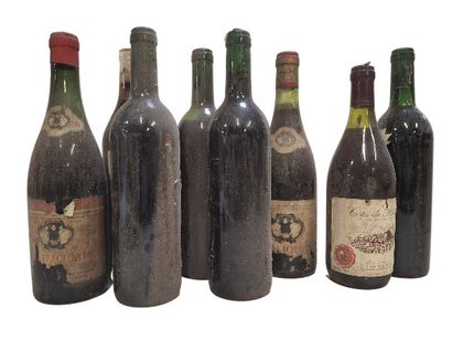 8 Vieilles Bouteilles en l’état comme sur...