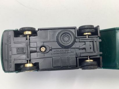 Lot de 11 camions de transport ( EDOCAR,MAJORETTE...