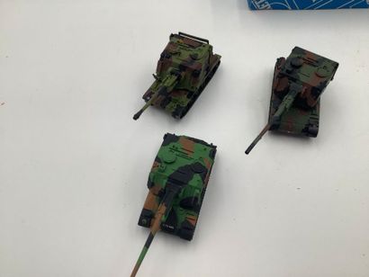 Lot de 21 AMX 30 dans l’état