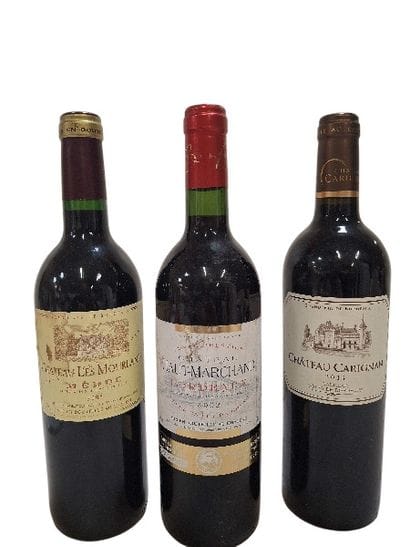 Lot de 3 bouteilles
1 Médoc 2005 Château...