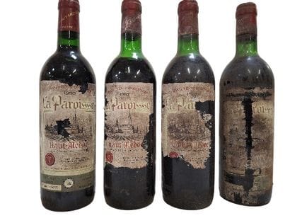 4 Bouteilles Haut -Médoc, 1 de 1990 et 3...