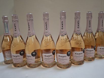 3 Carafes de 70cl d'eau de vie de vin de...