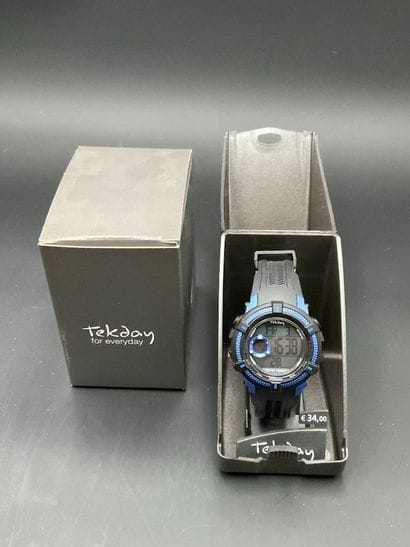 TEKDAY, montre quartz digital, bracelet et...