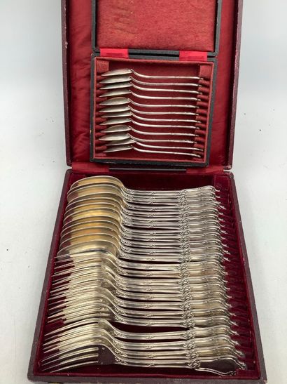 Argent, belle ménagère 36 pièces en argent...