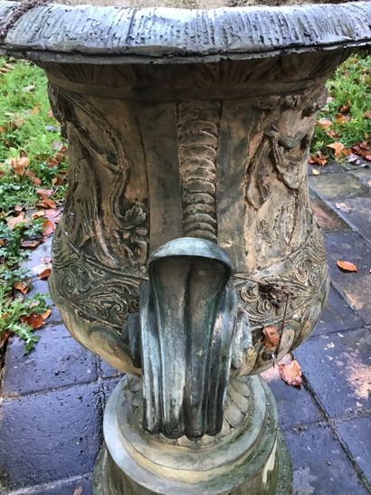 Pair of Medici vases in lost-wax cast brass,...
