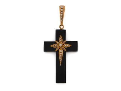 Pendentif en or 750 millièmes, retenant une...