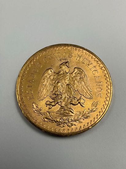 50 pesos en or 1945. Poids : 41,70 gramm...