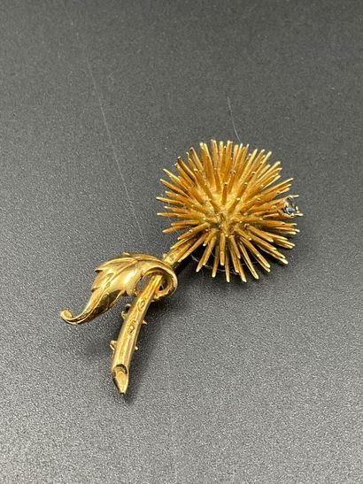 Broche en or jaune 750 millièmes ornée d’une...