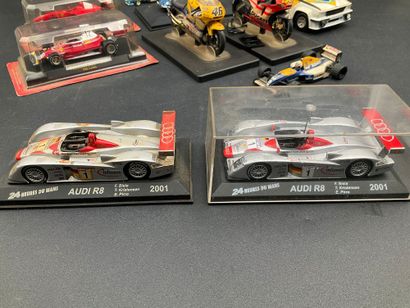 Voitures et motos miniatures «grand prix»....