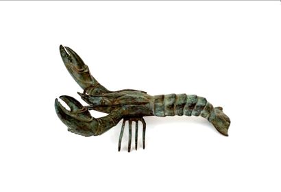Shaded patina zoomorphic bronze subject depicting...