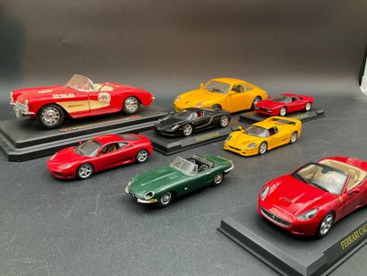8 véhicules miniatures « voitures de sport»....
