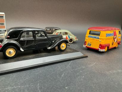 7 véhicules miniatures «françaises rétro»:...