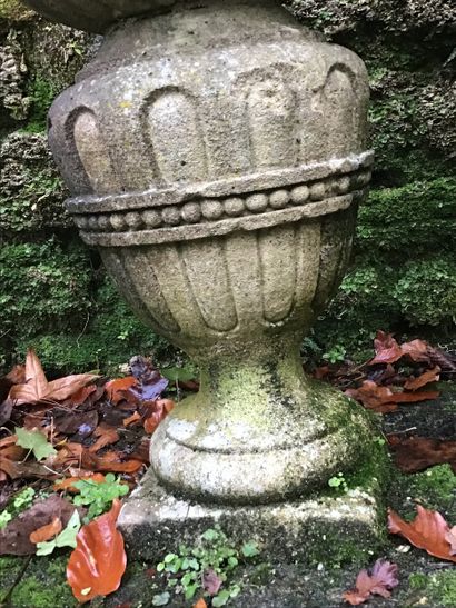 Pair of decorative basins in reconstituted...