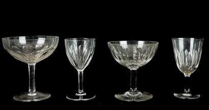BACCARAT (France). Réunion de 21 pièces:...
