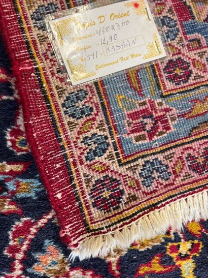 An Oriental rug, size approx. 4.30 m x 3...
