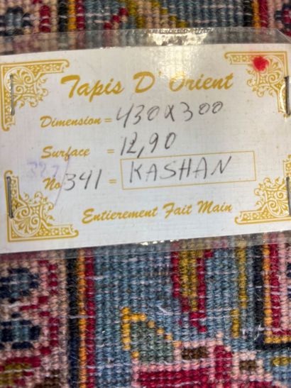 An Oriental rug, size approx. 4.30 m x 3...