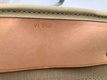 Louis Vuitton, très beau sac de voyage modèle...