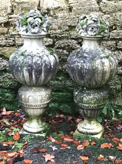 Pair of decorative basins in reconstituted...