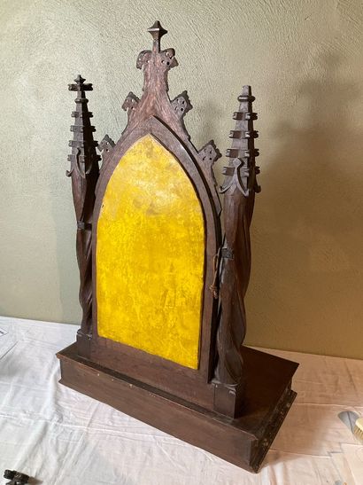 A neo-Gothic style oak psyche. One drawer....