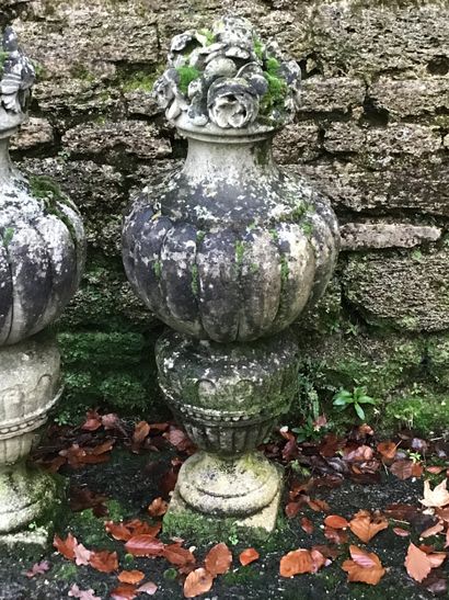 Pair of decorative basins in reconstituted...