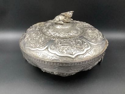 Large Asian-style silver-plated metal pot...