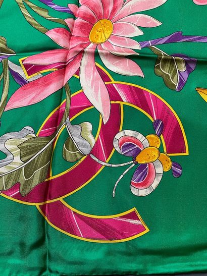 Chanel scarf in green silk with multicolored...