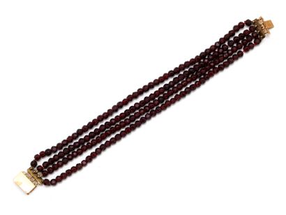Articulated bracelet composed of 4 rows of...