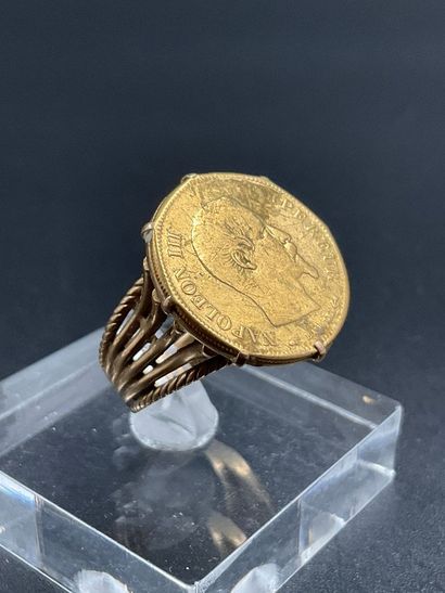 Chevalière in yellow gold 750 thousandths...