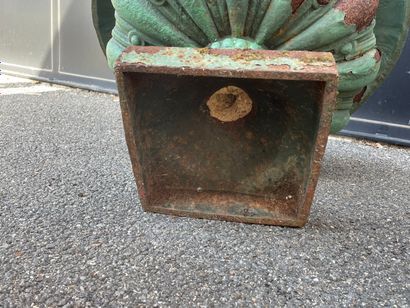 Pair of Medici vases in painted cast iron,...