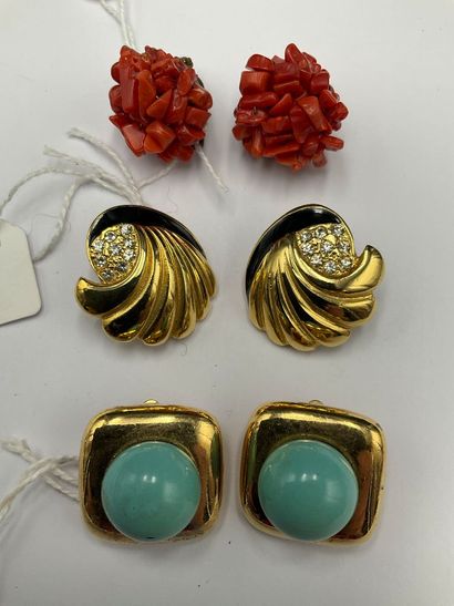 Bijoux fantaisies dont un collier en malakite,...