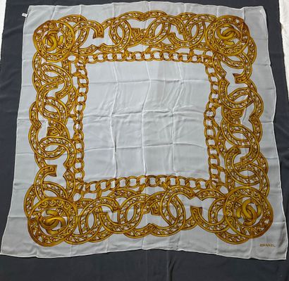 Chanel white scarf with gold motifs, 100%...