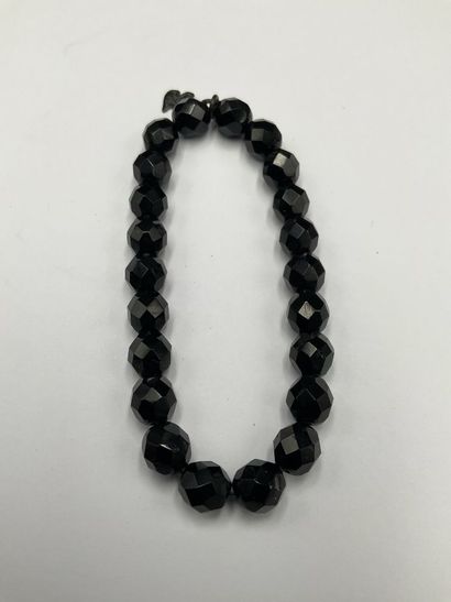 Paraure in JAIS or faceted stones, including...