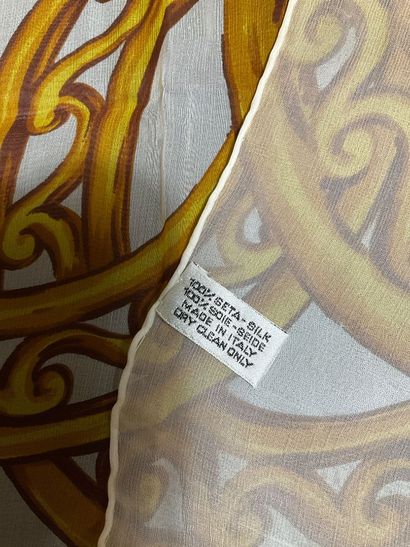 Chanel white scarf with gold motifs, 100%...
