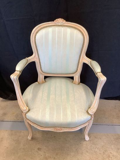 Set of two Louis XV style armchairs in carved...