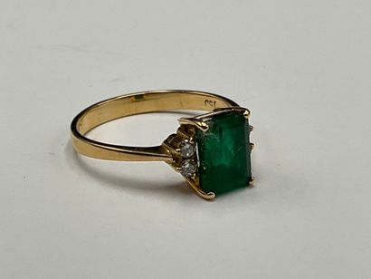 Bague en or jaune750 millièmes ornée d’une...