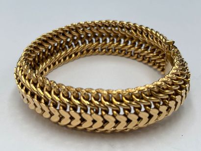 Bracelet in yellow gold 750 thousandths....