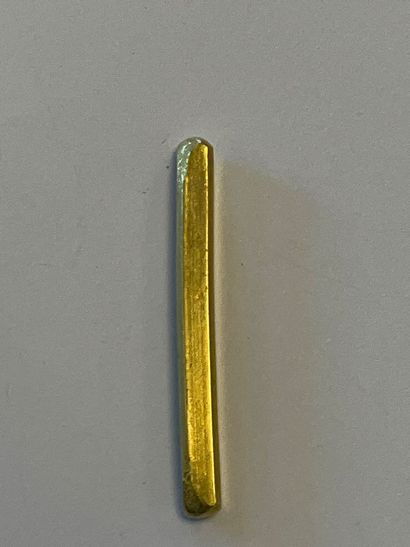 22-carat yellow gold stem. Weight: 8.35 ...