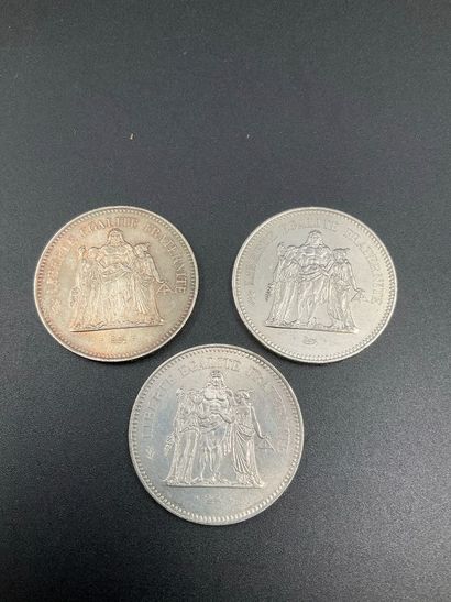 3 pièces de 50 fr hercule. Poids : 90 gr...
