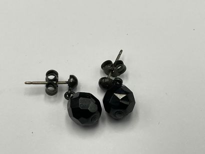 Paraure in JAIS or faceted stones, including...