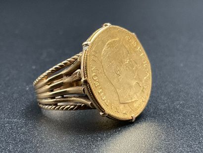Chevalière in yellow gold 750 thousandths...