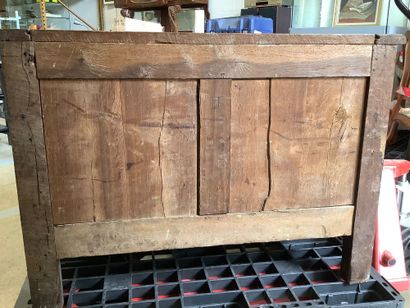 Autriche - Commode galbée en chène, fin 18ème...