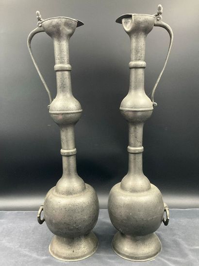 Pair of 18th-century pewter ewers, hallm...