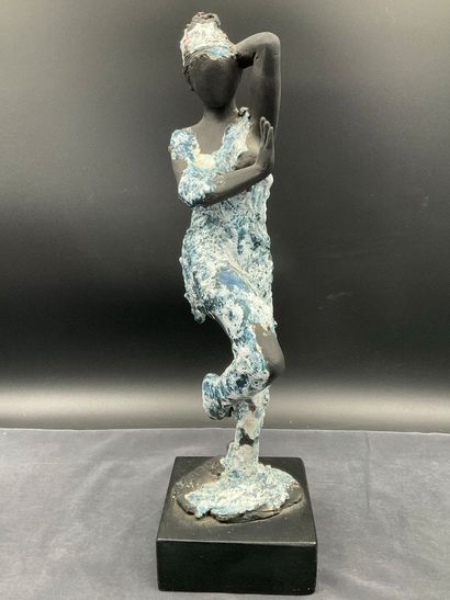 2 ceramic sculptures by Maryvonne CLARA,...