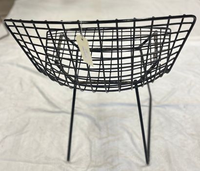 KNOLL BERTOIA, une chaise avec accident.
Dans...