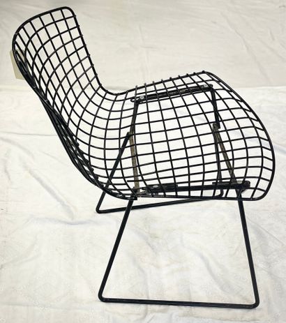 KNOLL BERTOIA, une chaise avec accident.
Dans...