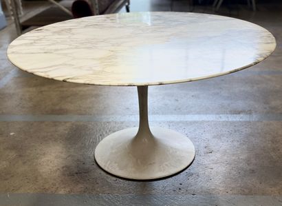 Eero SAARINEN (1910-1961) KNOLL INTERNATIONAL
Table...
