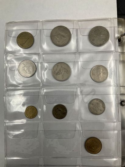 Album de pièces de monnaie divers dont France,...