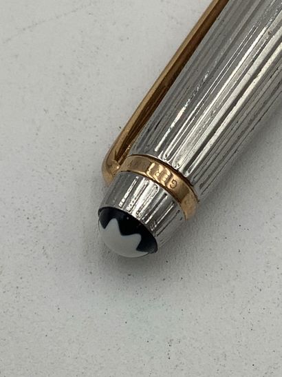 MontbLanc, stylo bille de la marque Montblanc...