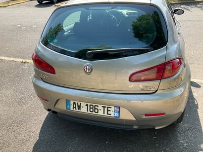 ALFA ROMEO 147 Immatriculée : AW-186-TE 
Genre...