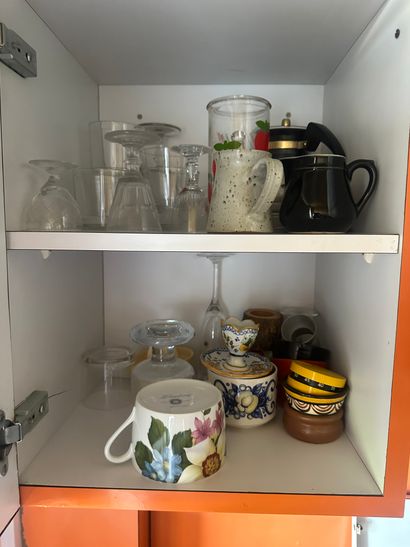 Vente en 1 lot de l'entier mobilier d'un...